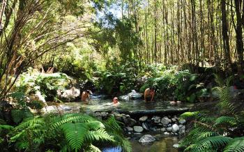 Termas de Porcelana en Chaiten, Los Lagos